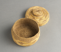 Tlingit%20artist%2C%20%3Cb%3E%3Ci%3E%20Tobacco%20Container%3C%2Fi%3E%3C%2Fb%3E%2C%20ca.%201900%2C%20spruce%20root%2C%20Museum%20Purchase%3A%20Indian%20Collection%20Subscription%20Fund%2C%20Rasmussen%20Collection%20of%20Northwest%20Coast%20Indian%20Art%2C%20no%20known%20copyright%20restrictions%2C%2048.3.644